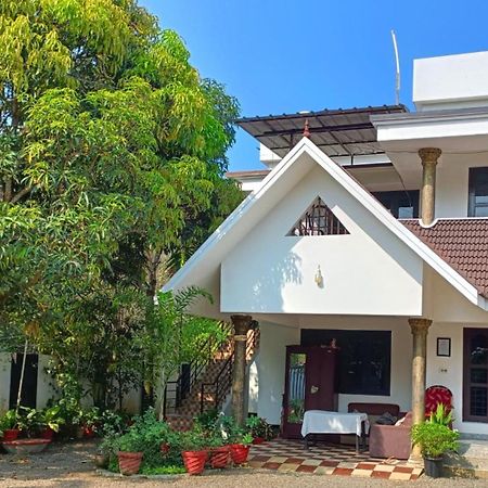 Alma Homestay Mararikulam Zewnętrze zdjęcie
