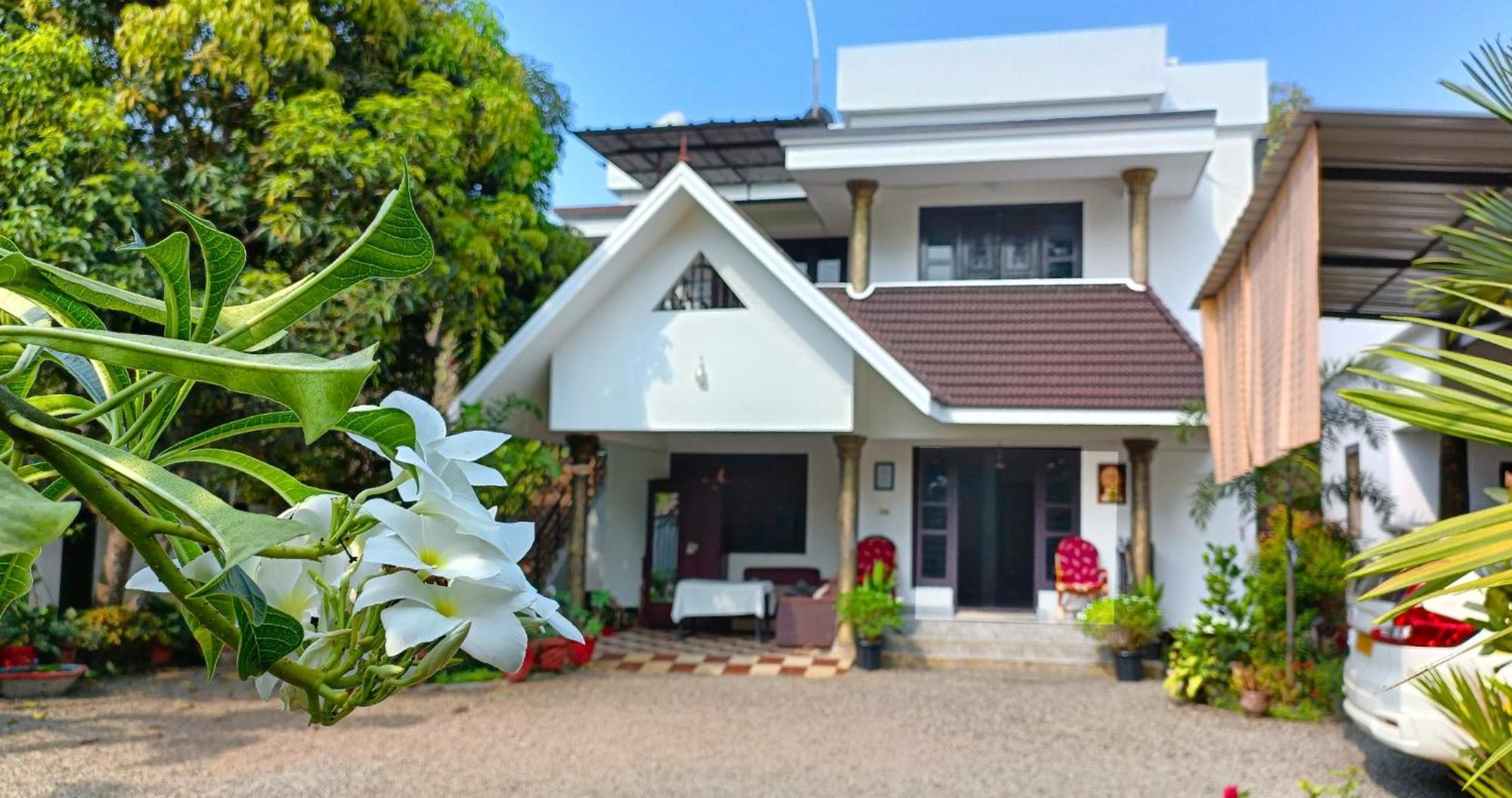 Alma Homestay Mararikulam Zewnętrze zdjęcie
