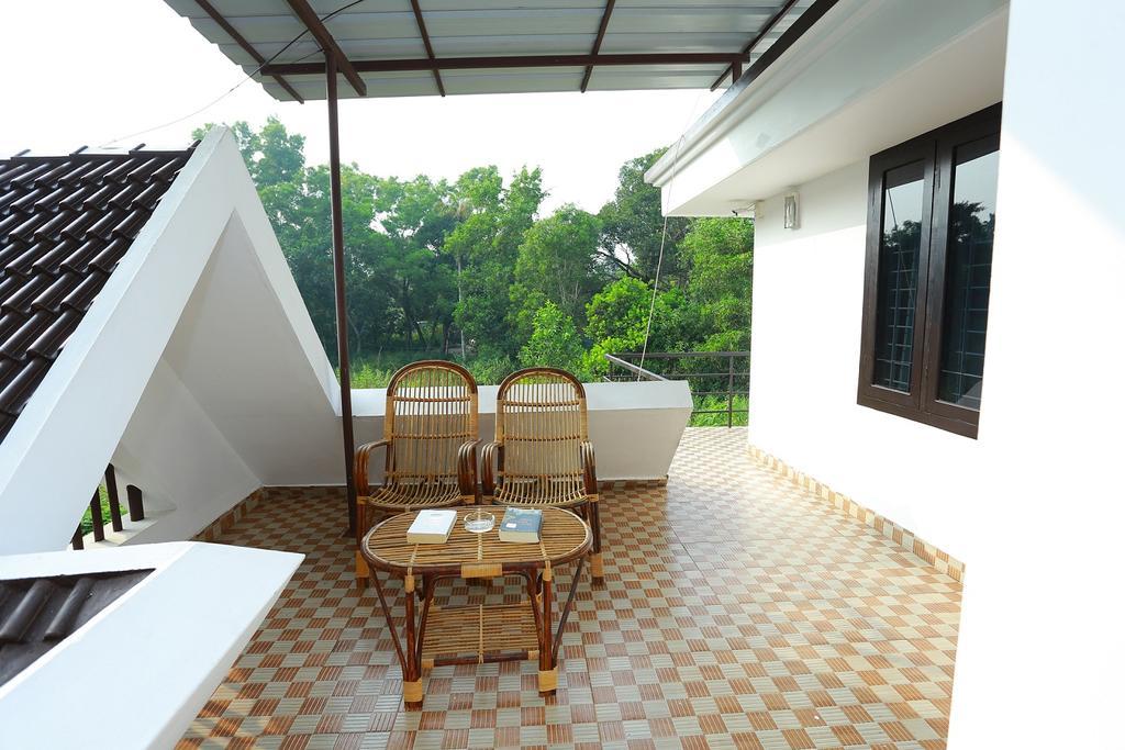 Alma Homestay Mararikulam Zewnętrze zdjęcie